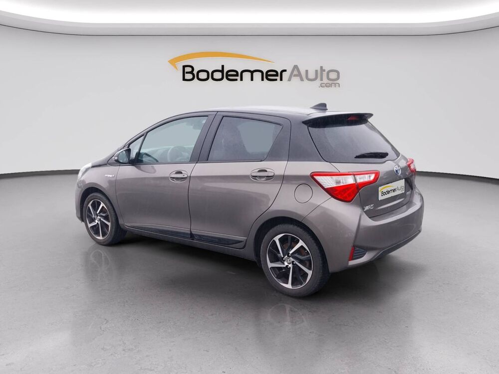 Yaris Hybride Pro 100h 2019 occasion 29150 Ch&acirc;teaulin