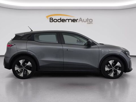M&eacute;gane Megane E-Tech EV40 130ch standard charge 2023 occasion 14200 H&eacute;rouville-Saint-Clair