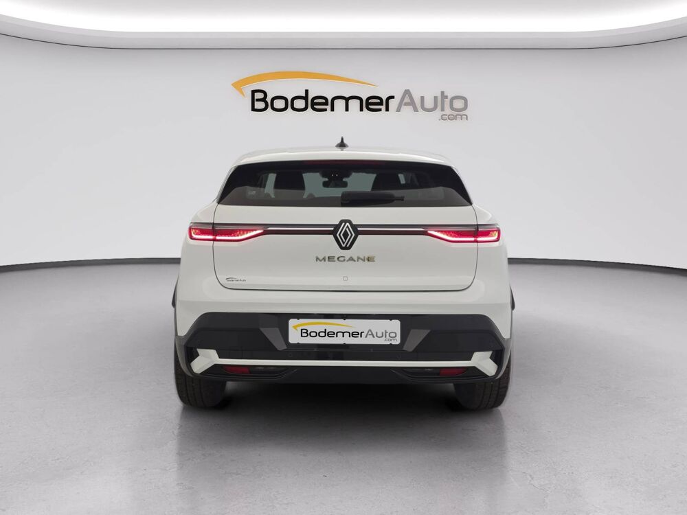 M&eacute;gane Megane E-Tech EV40 130ch standard charge 2022 occasion 56800 Plo&euml;rmel