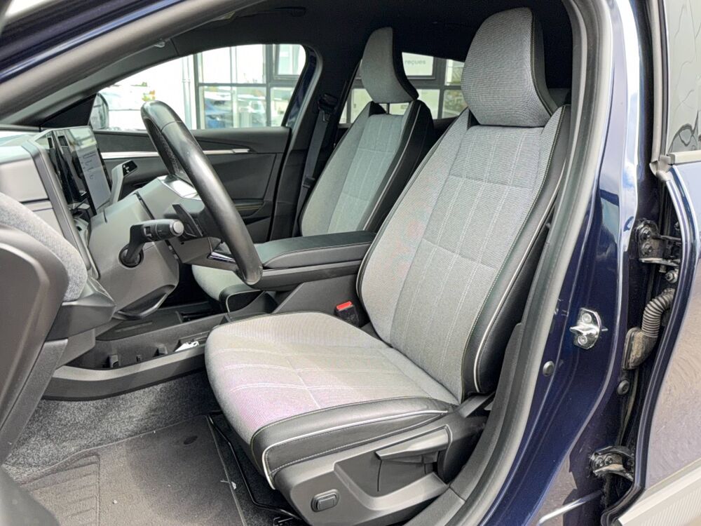 M&eacute;gane Megane E-Tech EV60 220 ch optimum charge 2022 occasion 61100 Flers