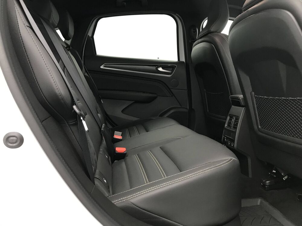 Arkana E-Tech hybride 145 - 22 2023 occasion 25000 Besan&ccedil;on