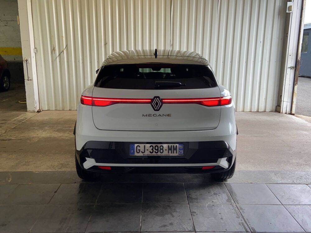M&eacute;gane Megane E-Tech EV40 130ch standard charge 2022 occasion 29900 Concarneau