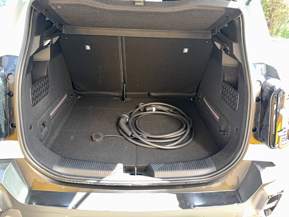 R4 Renault 4 E-Tech Electrique 150 ch autonomie confort 2025 occasion 29200 Brest