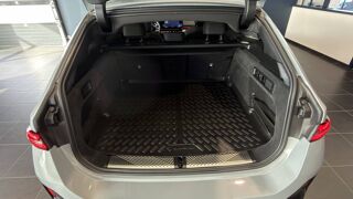 S&eacute;rie 5 Touring 540d xDrive 303 ch BVA8 2024 occasion 35760 Saint-Gr&eacute;goire
