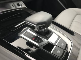 Q5 50 TFSIe 299 S tronic 7 Quattro 2023 occasion 25000 Besan&ccedil;on