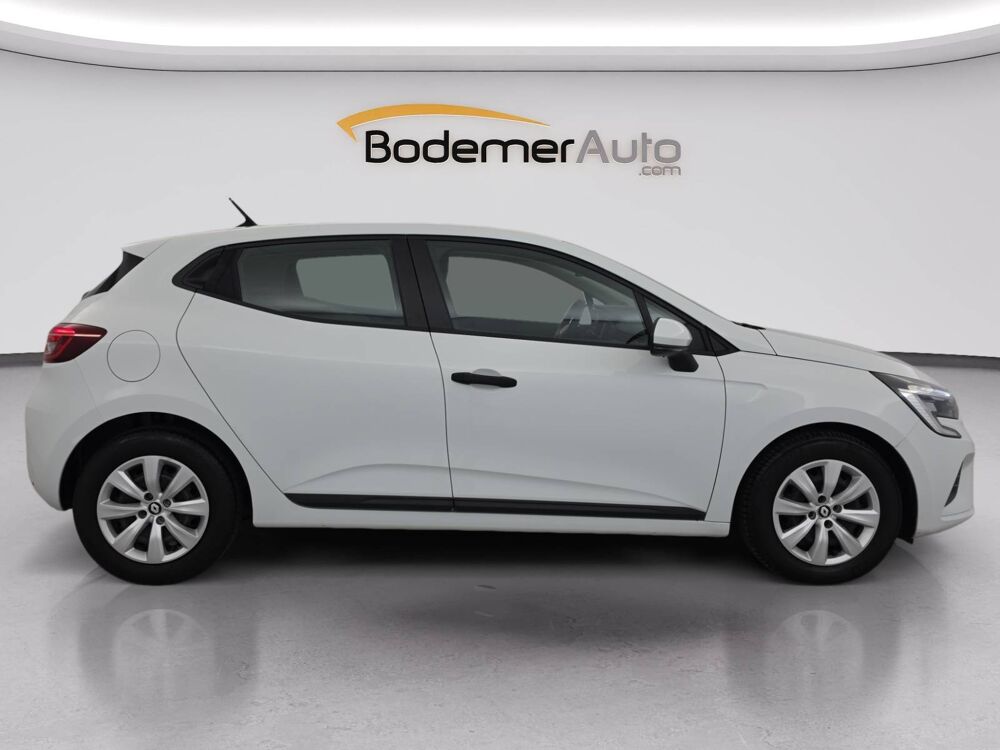Clio CLIO SOCIETE BLUE DCI 100 - 21N 2022 occasion 50000 Saint-L&ocirc;