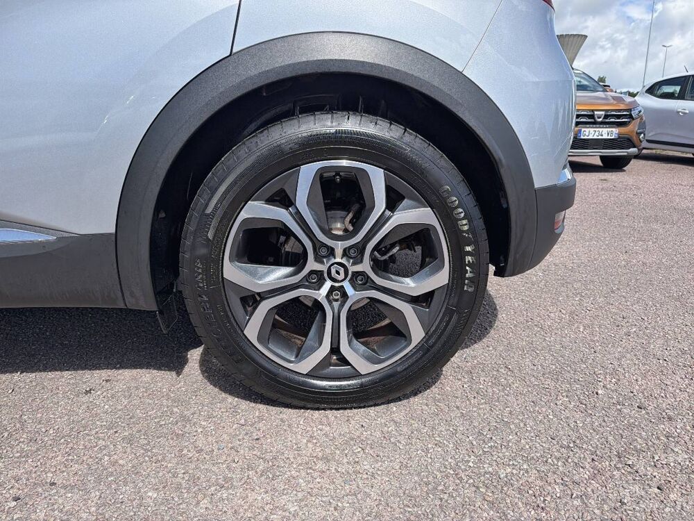Captur E-Tech 145 - 21 2022 occasion 14200 H&eacute;rouville-Saint-Clair