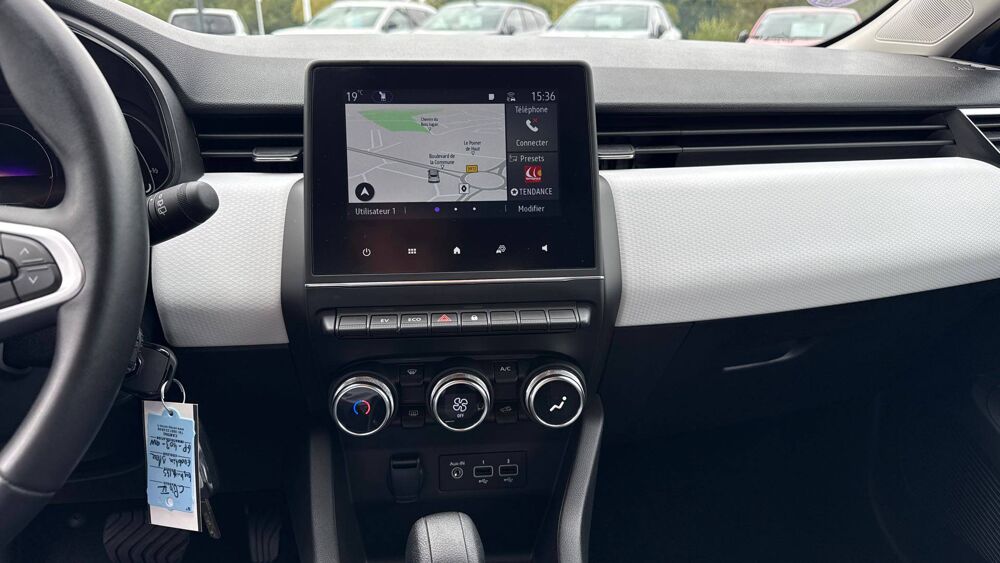 Clio E-Tech full hybrid 145 2023 occasion 50000 Saint-L&ocirc;