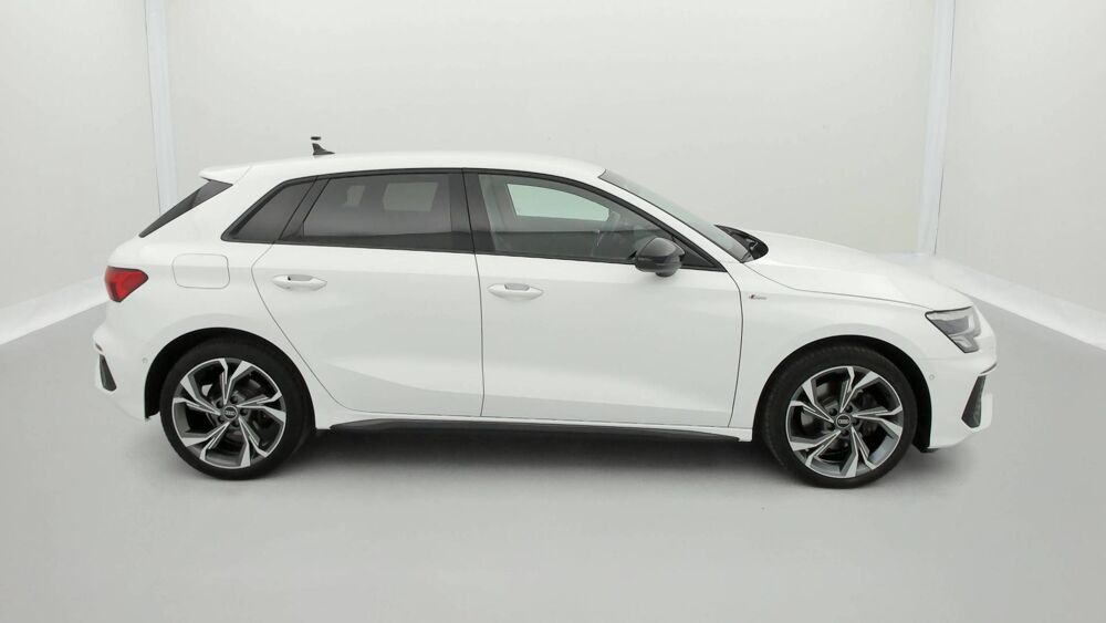 A3 Sportback 40 TDI 200 S tronic 7 Quattro 2023 occasion 25000 Besan&ccedil;on