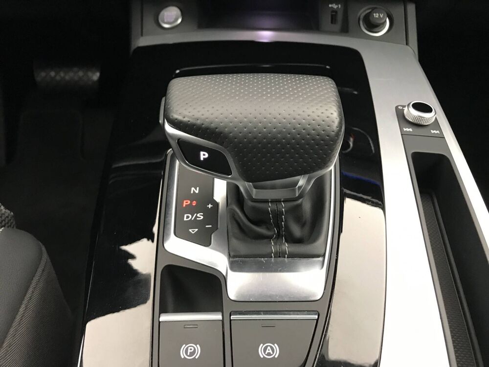 Q5 Sportback 55 TFSIe 367 S tronic 7 Quattro 2024 occasion 25000 Besan&ccedil;on