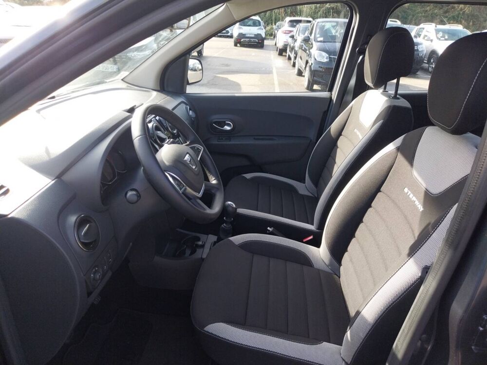Lodgy TCe 130 FAP 5 places 2021 occasion 56400 Auray