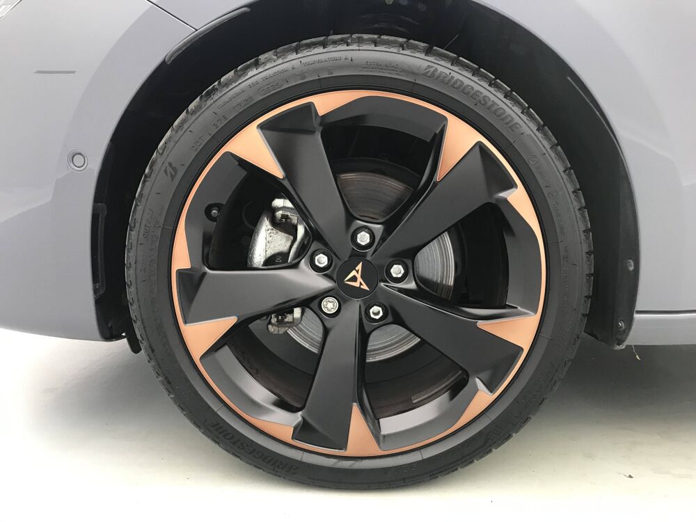 Leon 1.5 eTSI Hybrid 150 ch DSG7 2025 occasion 25000 Besan&ccedil;on