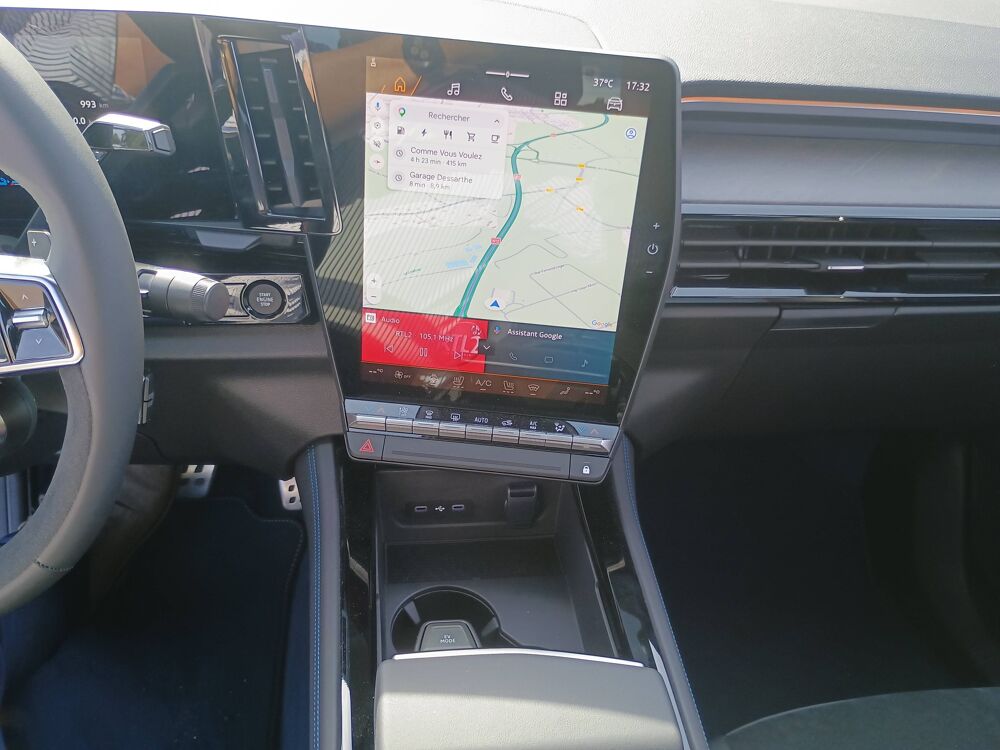 Rafale hyper hybrid E-Tech 300 ch 4x4 2025 occasion 61000 Alen&ccedil;on