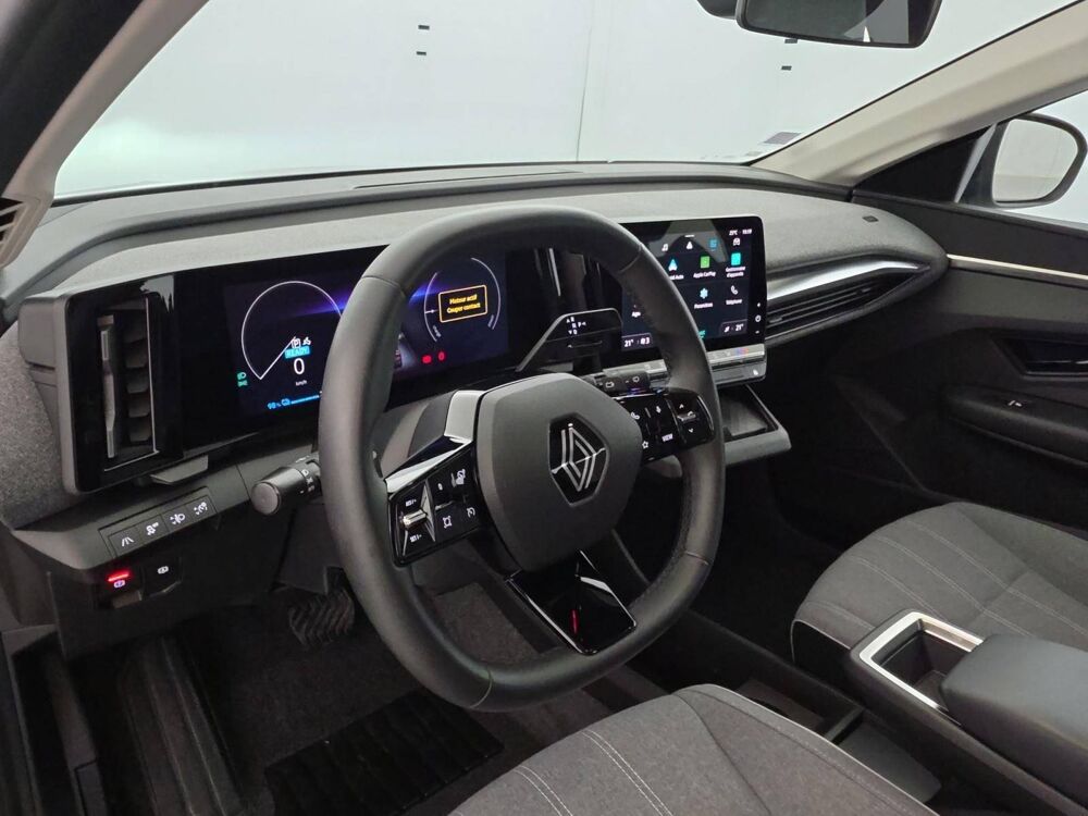 M&eacute;gane Megane E-Tech EV40 130ch standard charge 2022 occasion 61000 Alen&ccedil;on