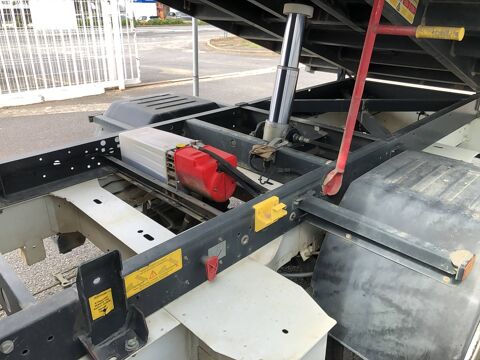 Master MASTER BENNE PROP RJ3500 L3 COFFRE BLUE DCI 145 EURO VI 2022 occasion 56400 Auray