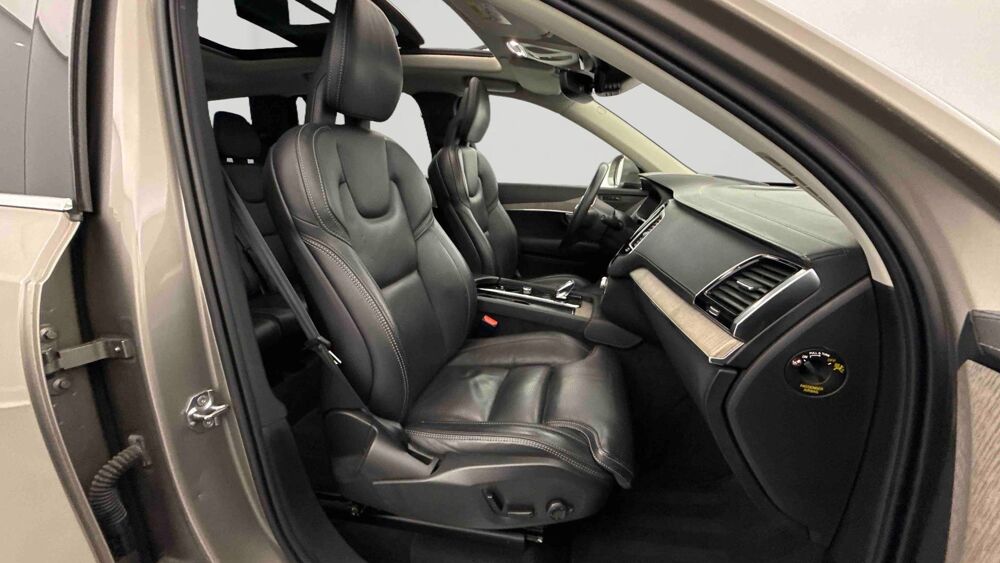 XC90 Recharge T8 AWD 303+87 ch Geartronic 8 7pl 2021 occasion 94430 Chennevi&egrave;res-sur-Marne