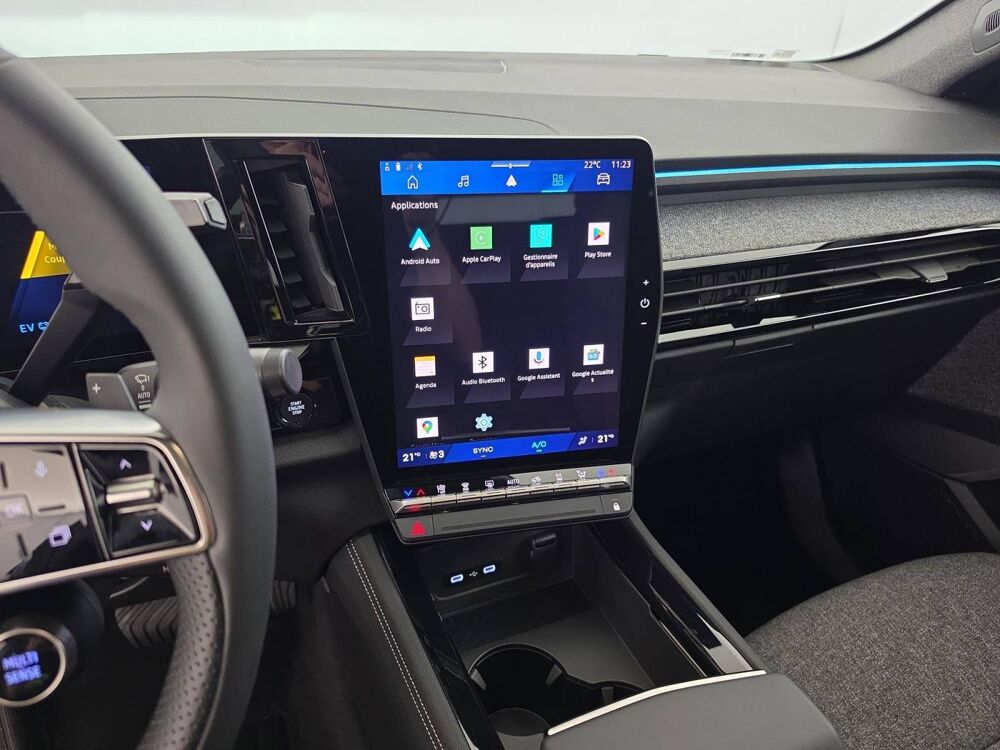 Espace full hybrid E-Tech 200 ch 5pl 2025 occasion 14200 H&eacute;rouville-Saint-Clair