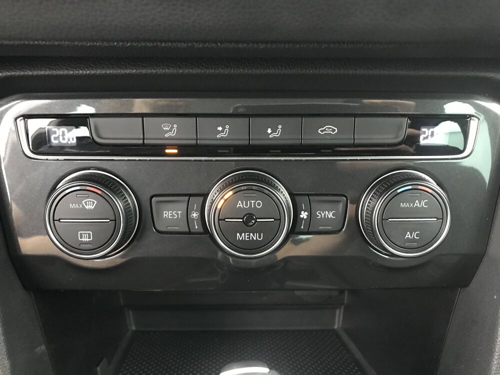 Tiguan 2.0 TDI 150 DSG7 2019 occasion 25000 Besan&ccedil;on