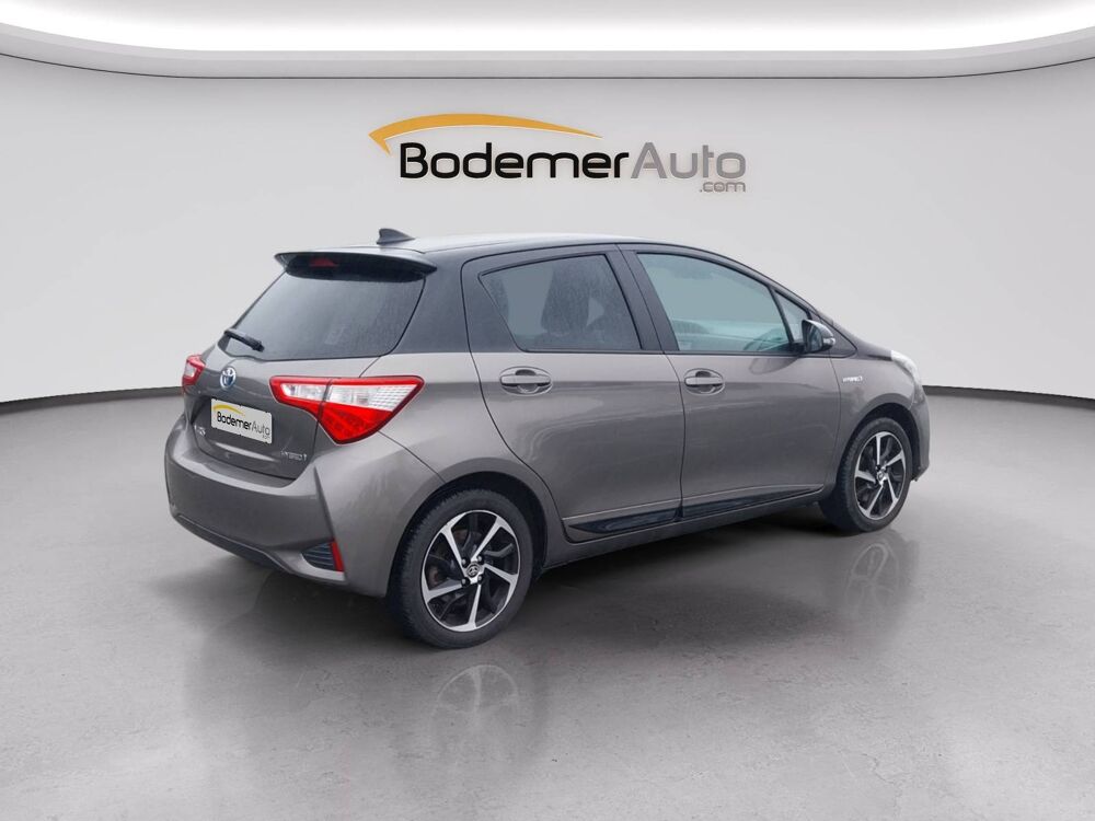 Yaris Hybride Pro 100h 2019 occasion 29150 Ch&acirc;teaulin