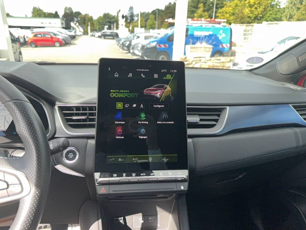 Symbioz E-Tech full hybrid 145 2024 occasion 56800 Plo&euml;rmel