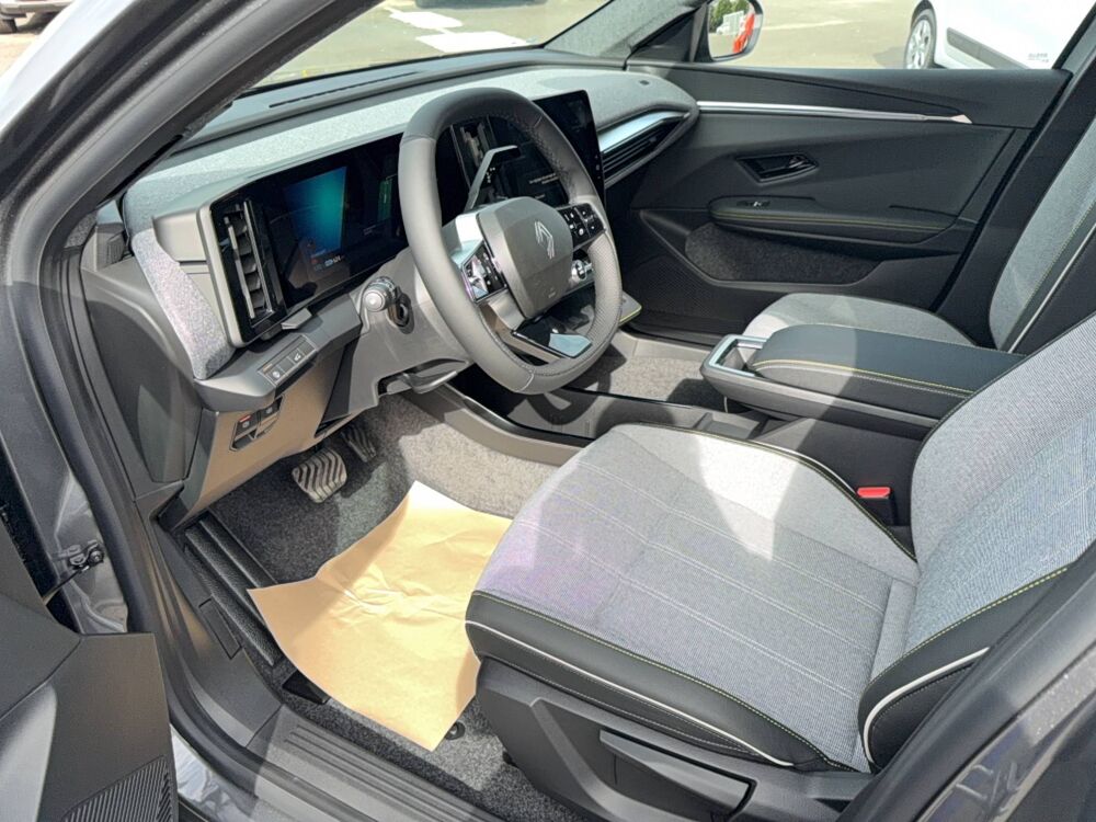 Sc&eacute;nic Scenic E-Tech &eacute;lectrique 220 ch grande autonomie 2026 occasion 29270 Carhaix-Plouguer