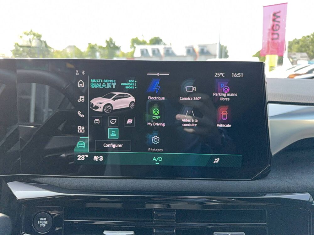 Clio E-Tech full hybrid 160 ch 2026 occasion 56400 Auray