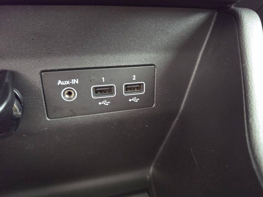 Clio E-Tech 140 - 21N 2022 occasion 29000 Quimper