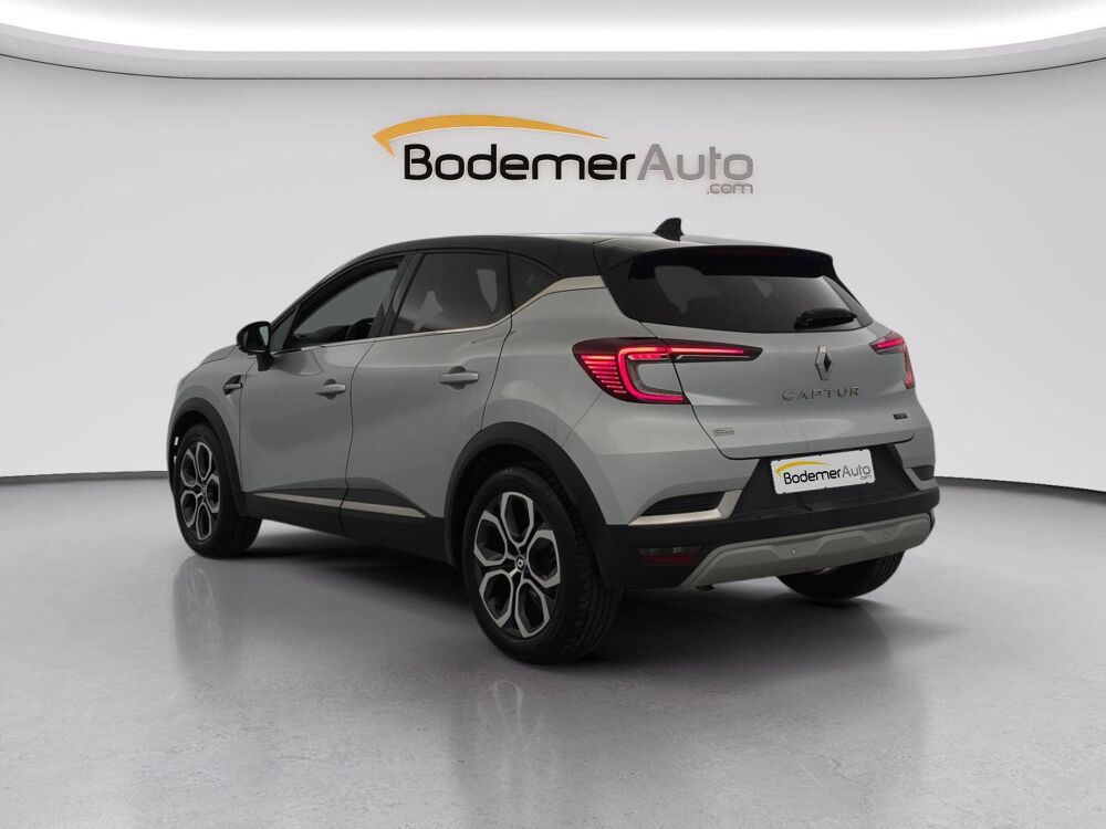 Captur E-Tech full hybrid 145 2023 occasion 22000 Saint-Brieuc