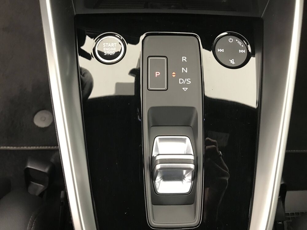 A3 Sportback 40 TFSIe 204 S tronic 6 2021 occasion 25000 Besan&ccedil;on