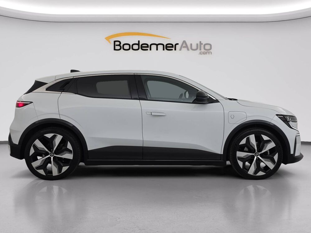 M&eacute;gane Megane E-Tech EV60 220 ch super charge 2023 occasion 56000 Vannes