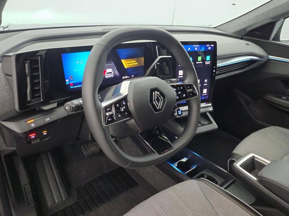 Sc&eacute;nic Scenic E-Tech &eacute;lectrique 220 ch grande autonomie 2025 occasion 29150 Ch&acirc;teaulin