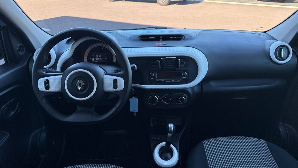 Twingo III E-Tech 2023 occasion 50000 Saint-L&ocirc;