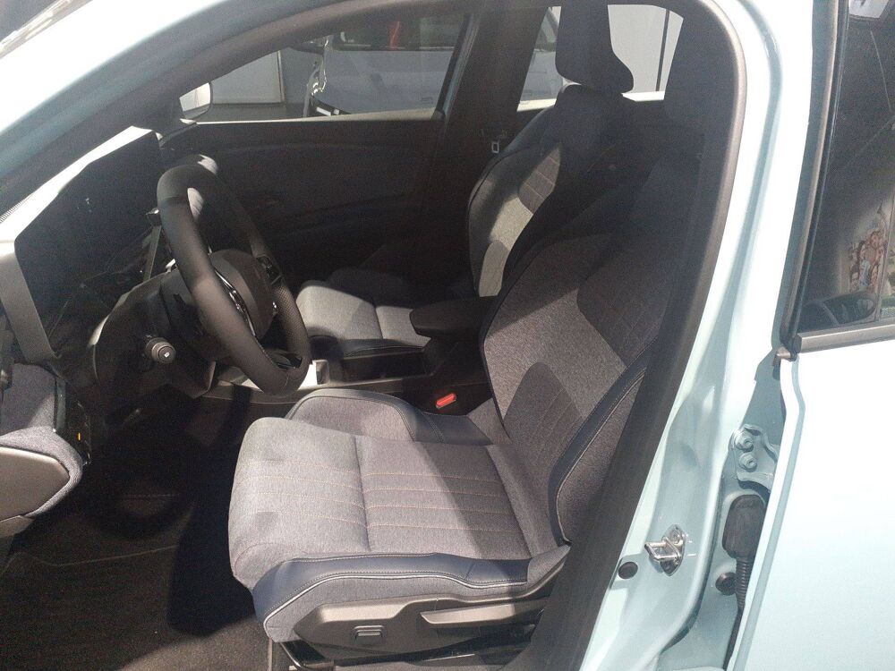 R4 Renault 4 E-Tech Electrique 150 ch autonomie confort 2026 occasion 29000 Quimper