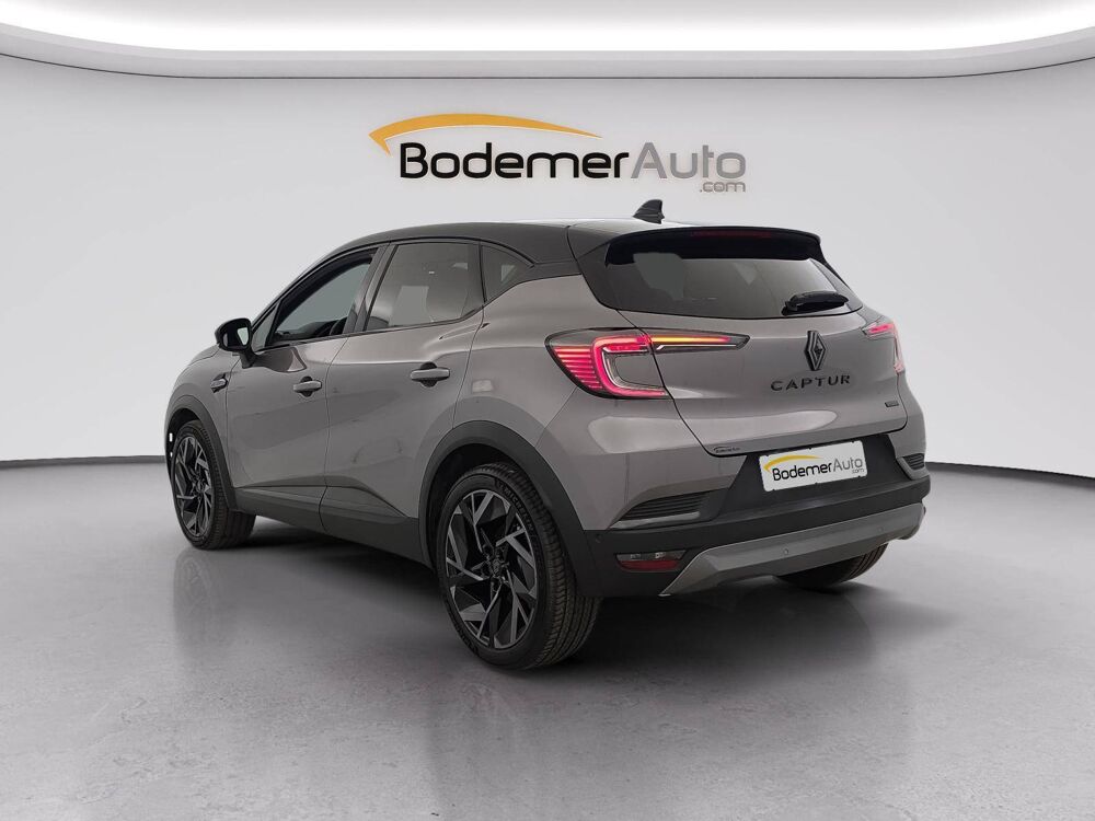 Captur E-Tech full hybrid 145 ch 2025 occasion 22600 Loud&eacute;ac