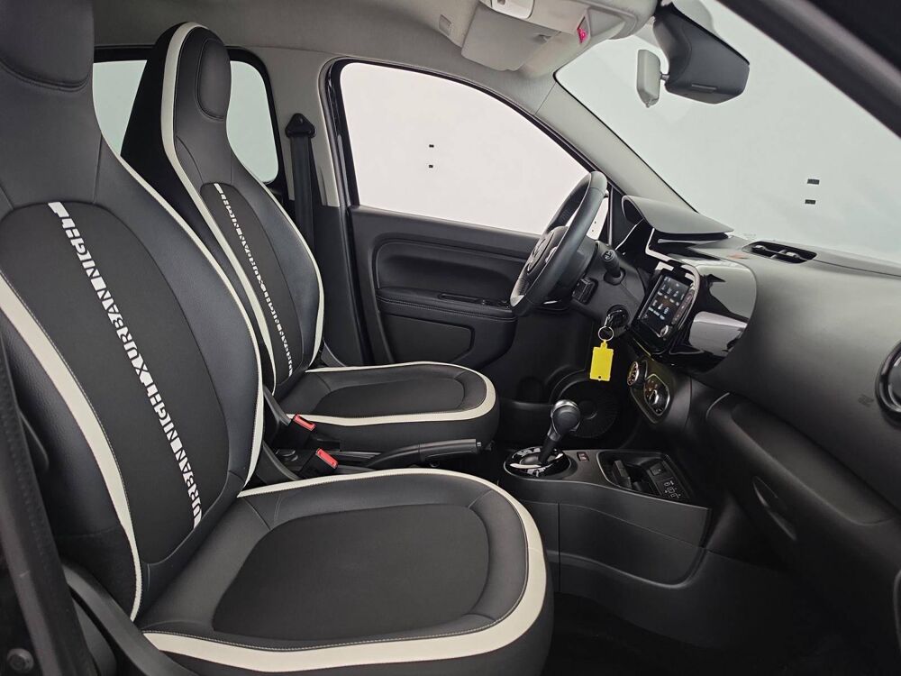 Twingo III E-Tech 2022 occasion 56800 Plo&euml;rmel