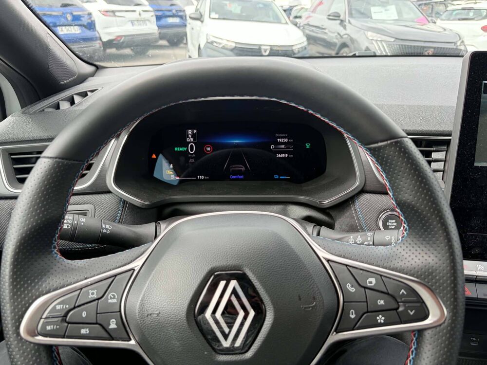 Captur E-Tech full hybrid 145 ch 2025 occasion 29000 Quimper