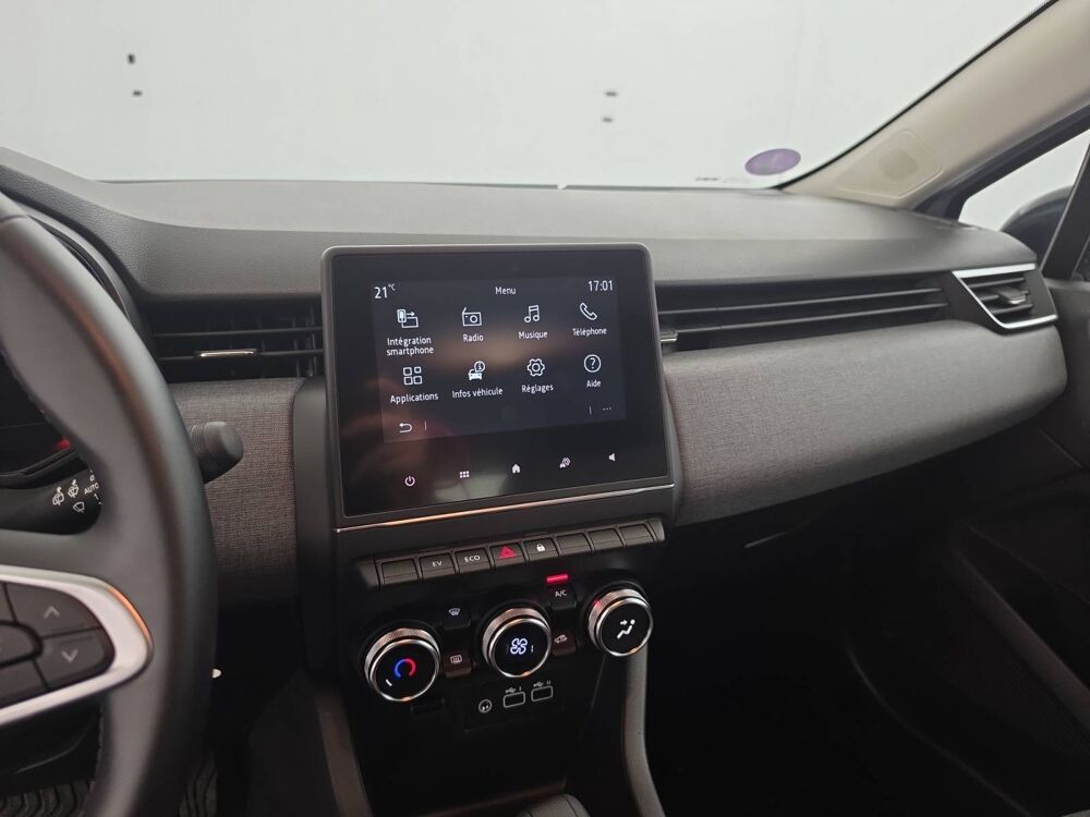 Clio E-Tech full hybrid 145 2024 occasion 29600 Morlaix