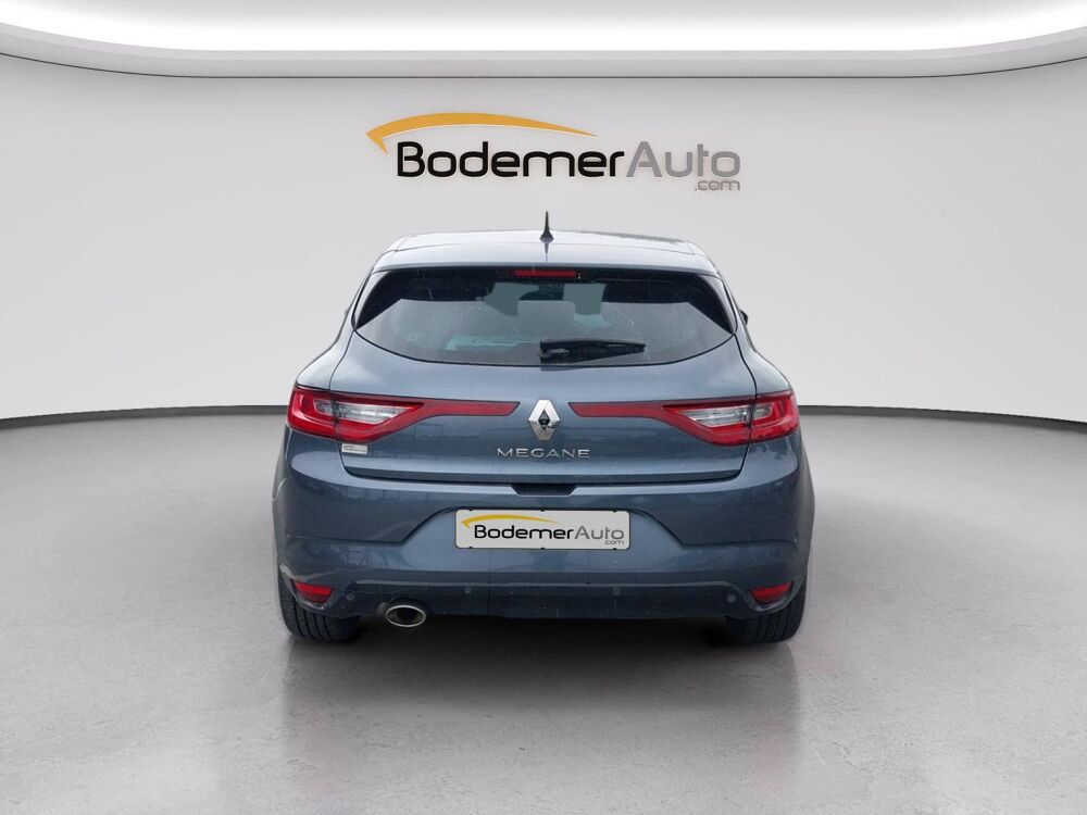 M&eacute;gane IV Berline TCe 140 Energy EDC 2018 occasion 22600 Loud&eacute;ac