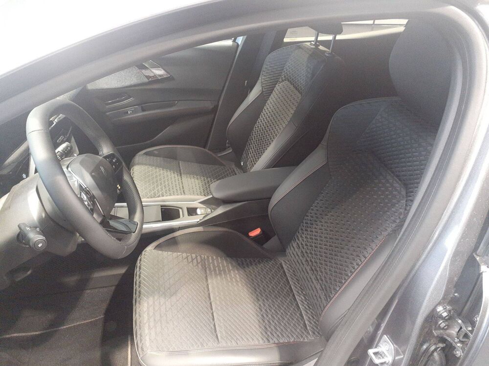 Clio E-Tech full hybrid 160 ch 2026 occasion 29000 Quimper
