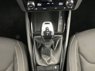Kamiq 1.0 TSI Evo 110 ch DSG7 2023 occasion 25000 Besan&ccedil;on