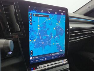 Rafale E-Tech full hybrid 200 ch 2026 occasion 56000 Vannes
