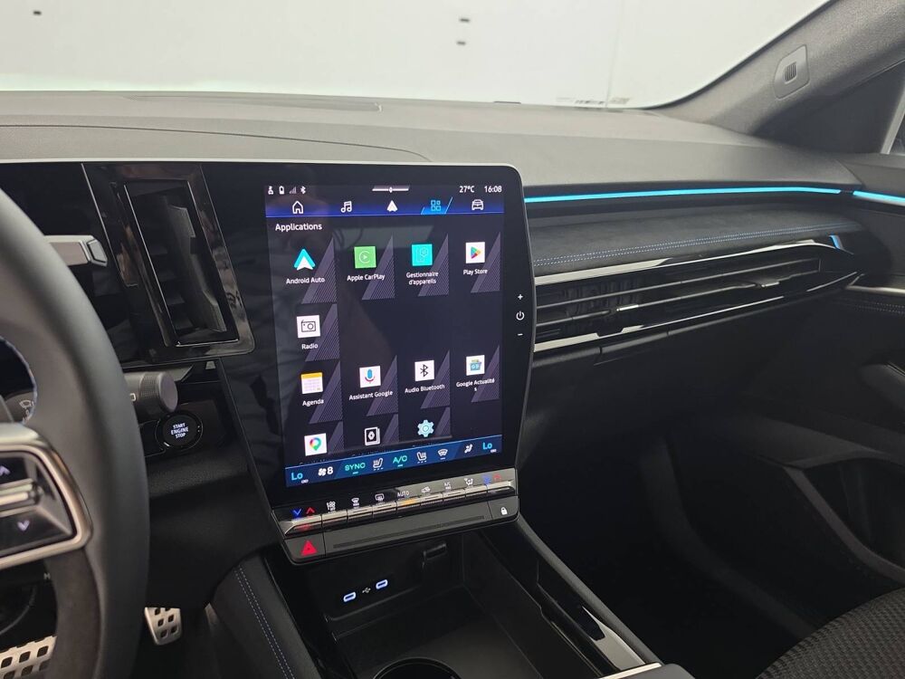 Espace full hybrid E-Tech 200 ch 7pl 2026 occasion 56000 Vannes