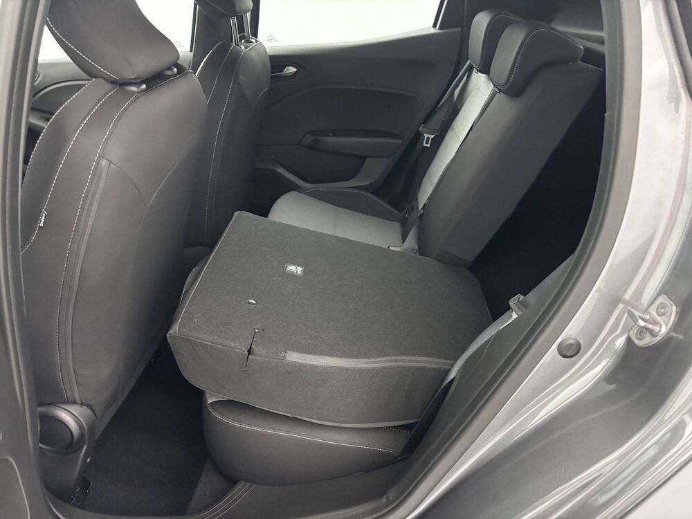 Clio E-Tech full hybrid 145 ch GSR2 2025 occasion 29000 Quimper