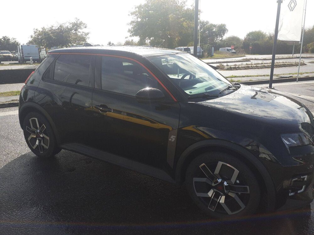 R5 Renault 5 E-Tech Electrique 150 ch autonomie confort 2026 occasion 29000 Quimper