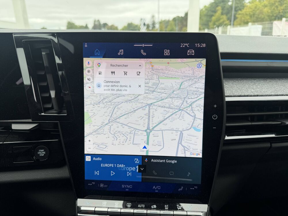 Espace full hybrid E-Tech 200 ch 7pl 2026 occasion 56800 Plo&euml;rmel