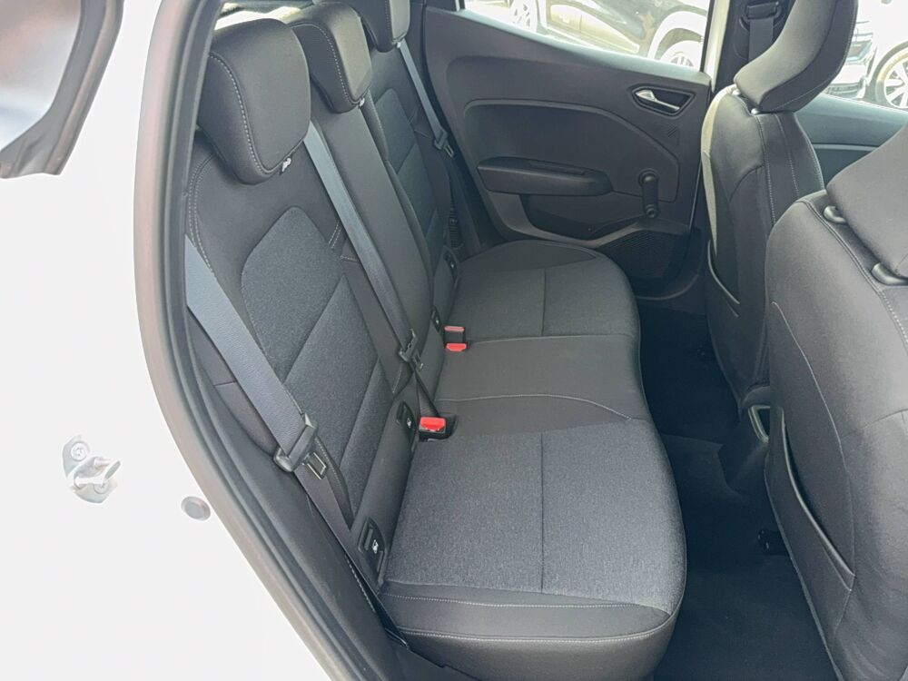 Clio E-Tech full hybrid 145 2023 occasion 56800 Plo&euml;rmel