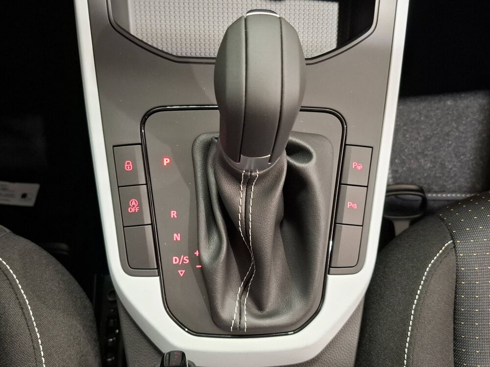 Arona 1.0 TSI 115 ch Start/Stop DSG7 2025 occasion 25000 Besan&ccedil;on
