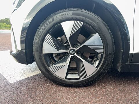 M&eacute;gane Megane E-Tech EV60 220 ch super charge 2024 occasion 50000 Saint-L&ocirc;
