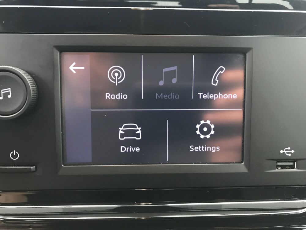 C3 PureTech 83 ch BVM5 2024 occasion 25000 Besan&ccedil;on