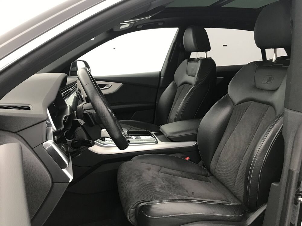 Q8 55 TFSI e 381 Tiptronic 8 Quattro 2022 occasion 25000 Besan&ccedil;on